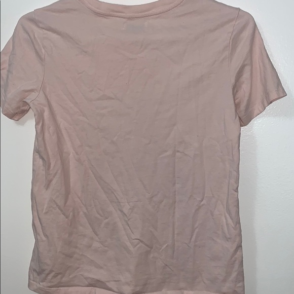 A brand new TNA T-shirt - Picture 4 of 7